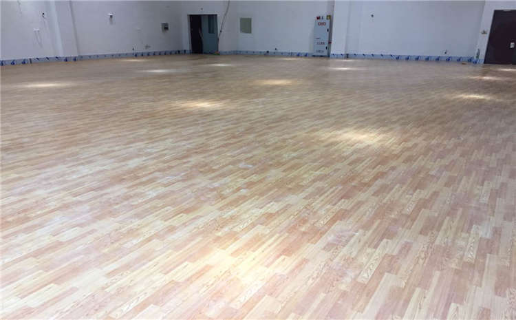 松木舞台实木地板图片及价格