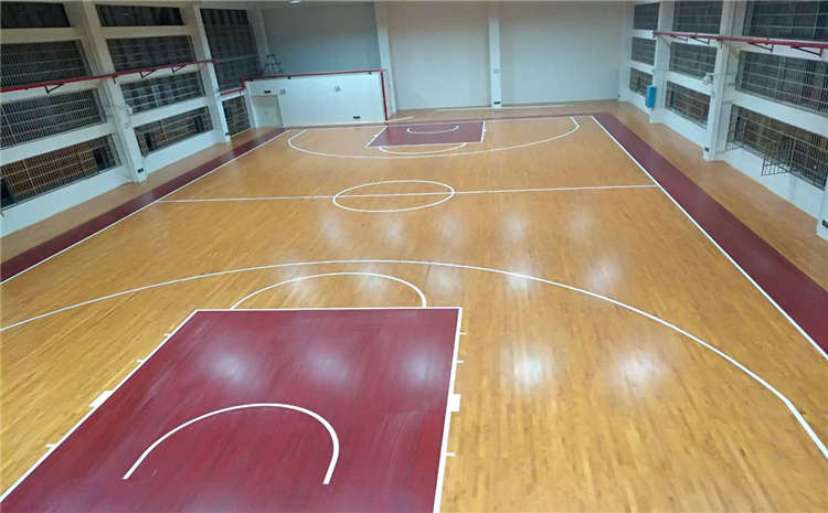 新疆枫木体育木地板怎么安装