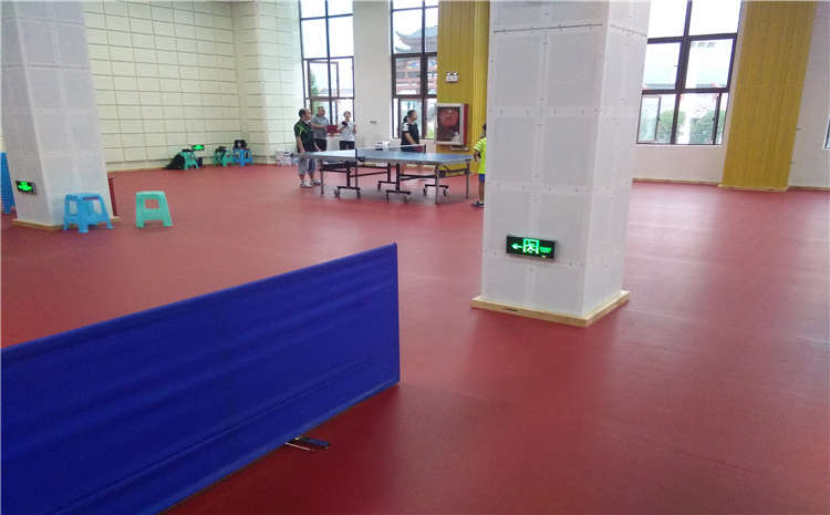 松木篮球运动地板哪个牌子好？